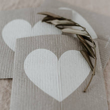 Load image into Gallery viewer, Heart Sponge Clothe (set of 3)
