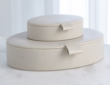 Load image into Gallery viewer, Oval Leather Box