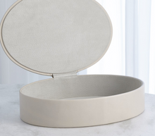 Load image into Gallery viewer, Oval Leather Box